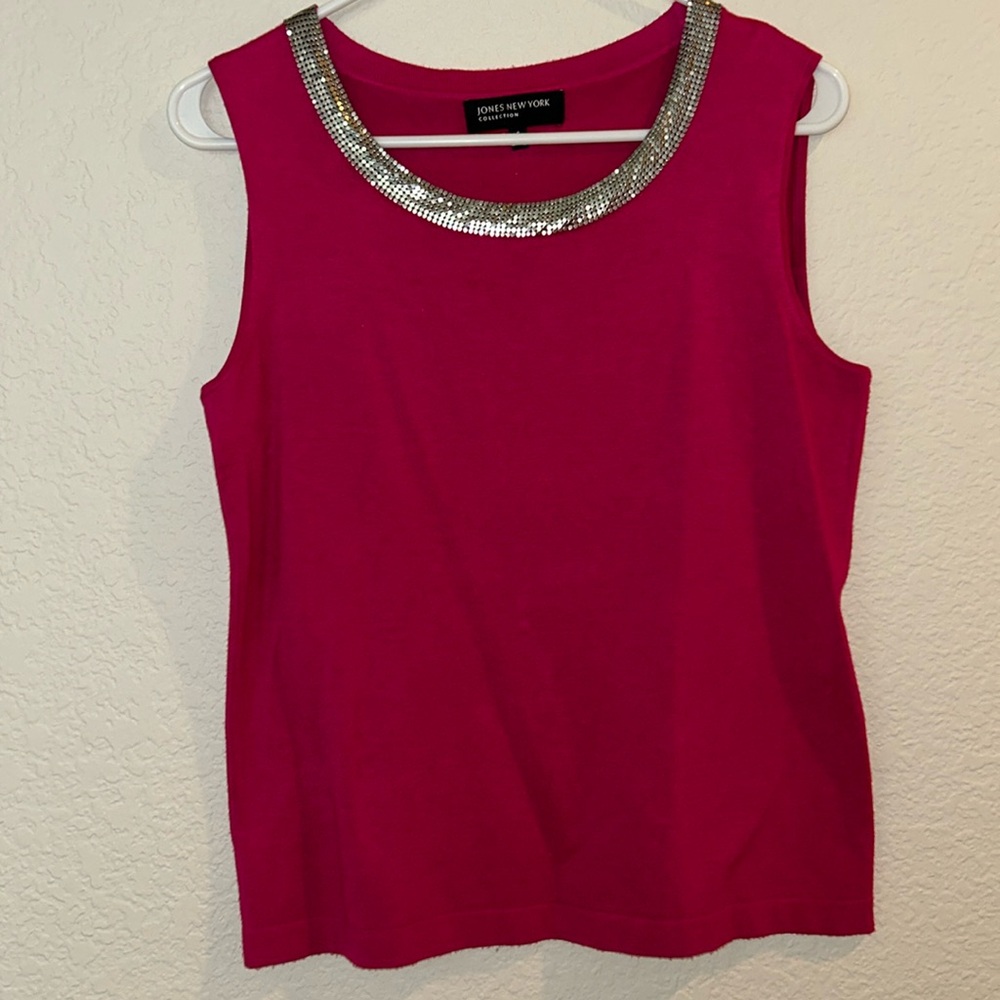Fuscia blouse with collar detail - Picture 1 of 3